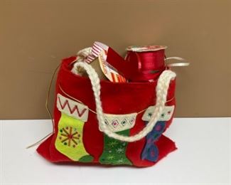 #1580G. Felt Christmas bag with assorted ribbon $2