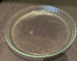 #1501A - Vintage Pyrex 12" dish/tart pan - $24