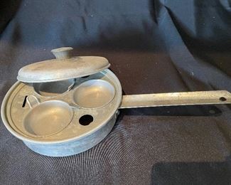 #1713A - Vintage Mirro aluminum egg poacher - $12