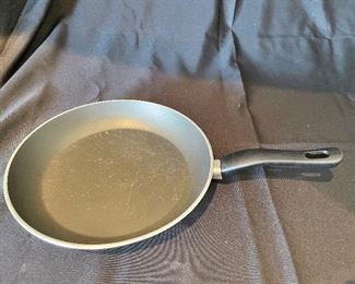 #1716A - Cuisine Cooking made in Italy 12" skillet - $6