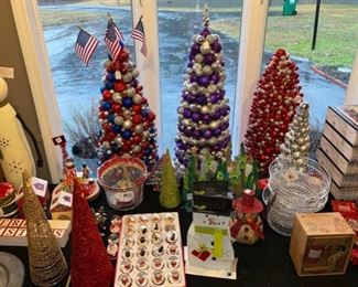 gourd snowman & ornament trees all light up