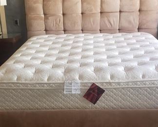 Aireloom King Mattress