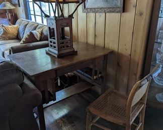 STICKLEY DESK AND CHAIR