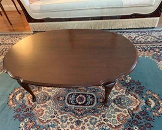 Oval Wood Coffee Table with Queen Anne Legs