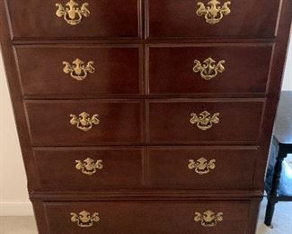 Vintage Thomasville Chest of Drawers