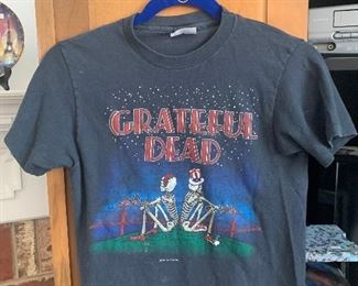 Vintage Grateful Dead T-Shirt Size Small