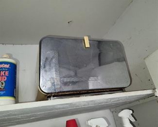 1950' Breadbox