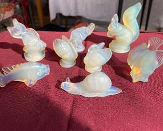 Sabino opalescent figurines