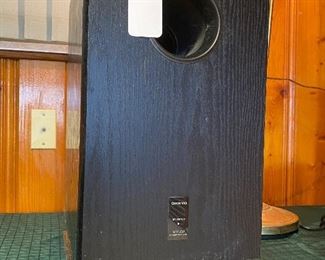 ONKYO POWERED SUBWOOFER