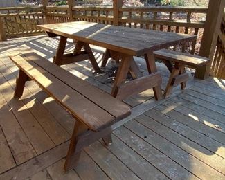 OUTDOOR TABLES AND CHAIRS