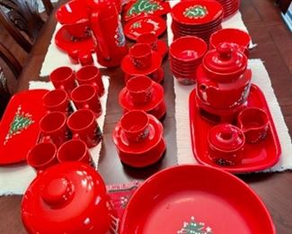 Waechtersbach Red Christmas Tree dishes