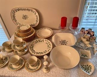 Lenox Holiday with gold edge and some platinum