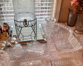 crystal pieces, drink dispenser