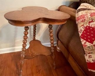 Antique oak spindle table