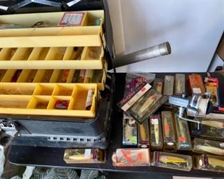 fishing lures, tackle box, Kingfisher bamboo fishing rod