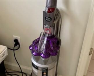 Dyson vacuum 