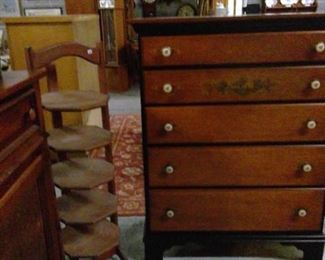 Lambert Hitchcock 5 drawer chest