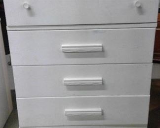 White 4 drawer chest