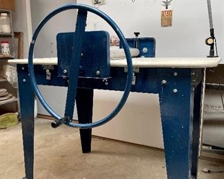 Ceramic Slab Roller.