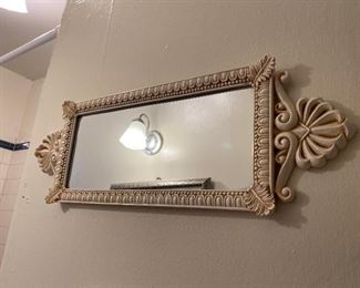 Wall mirror