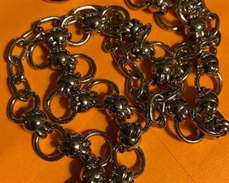 Metal vintage necklace