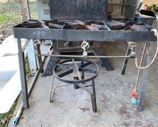 Two different burners available