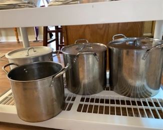 Here are those gumbo pots I mentioned earlier