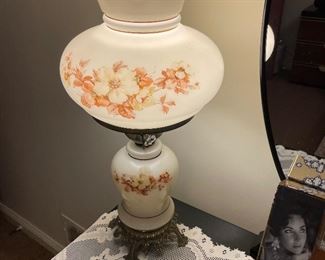 Pair of vintage Gone with the Wind lamps