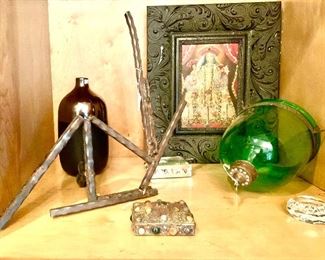 Madonna & child painting from Santo Domingo, Peru, iron sculpture