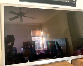 Samsung 55 C8000 television