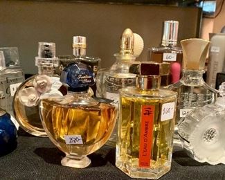 Lalique perfume bottle, Shalimar...