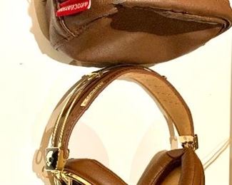 Skullcandy Roc Nation Aviator Brown headsets