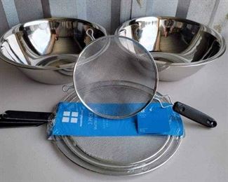 Mixing Bowls, Splatters Guards Strainer NEW
