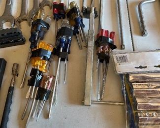 Craftsman screw drivers