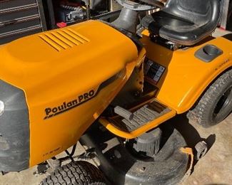 Poulan Pro riding  mower 