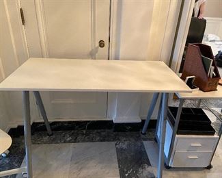 Galant Ikea adjustable desk  $160. 47.5l  x 23.5"d. height shown is 90 centimeters.