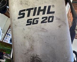 Backpack chemical sprayer