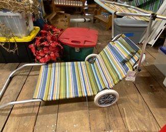 Beach chair with shade