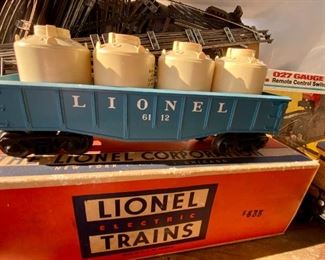 Lionel Train    cargo Car 6112