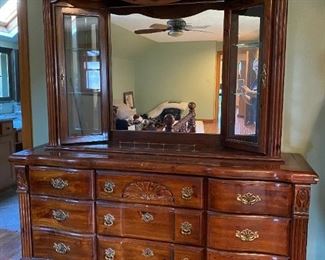 Dresser (king-bed suite)