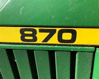 John Deere Model 870 closeup
