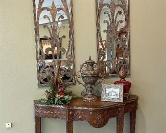 Decorative Ornate Entrance Table with Designer Decor, Ornate Metal Mirrors