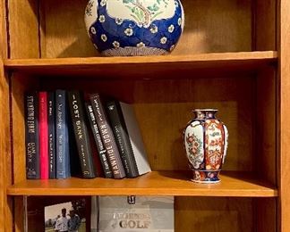 Hand-painted Gold Imari Japanese 7” Vase, Political Book Collection, PGA Tour “The Legends of Golf” Book, Wine Book Collection, Japanese Pottery Vase Signed 