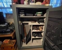 Champion Trophy Safe Model 42 Small