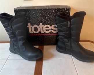Totes Boots Size 10W