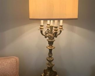 beautiful brass heavy lamp