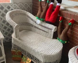 White wicker chaise