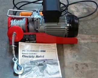 Pittsburgh Remote Controlled Electric Hoist, 1300lb Capacity, Model 62853