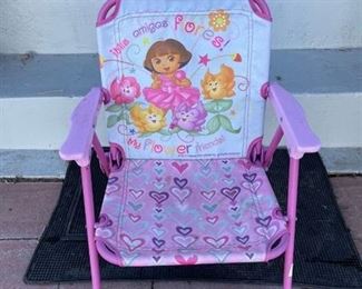 Child folding Dora chair