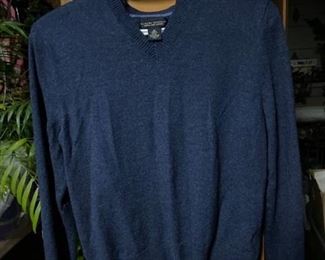 Banana Republic pullover sweater size M